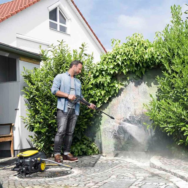 Karcher - K 5 Compact Pressure Washer - SW1hZ2U6OTM5MjM1