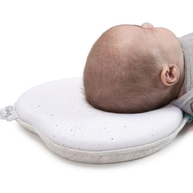 وسادة رأس طبية للأطفال حديثي الولادة أبيض بيبي موف Babymoov Lovenest Original Flat Head Baby Pillow White - SW1hZ2U6OTE2ODk5