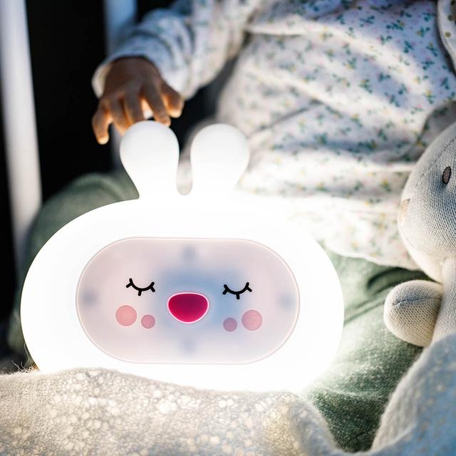 مصباح ليلي للاطفال (اضاءة ليلية) سيليكون إنوجيو  Innogio Gio Sleepy Bunny Silicone Night Light For Kids - SW1hZ2U6OTIyNTg3