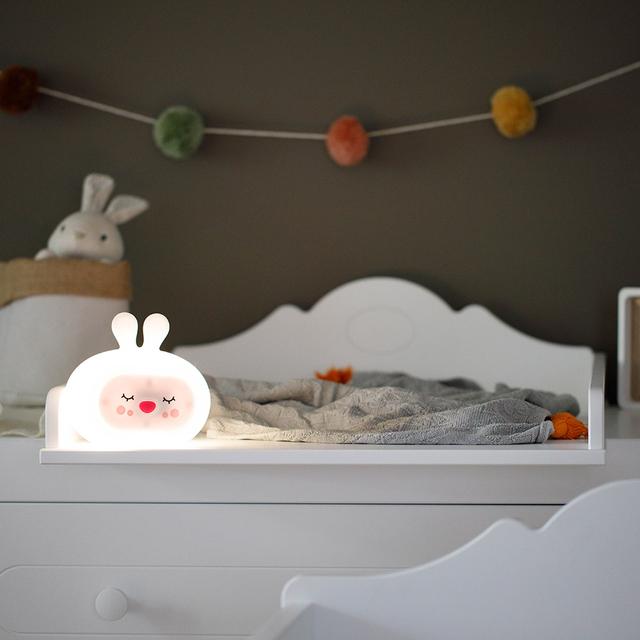 مصباح ليلي للاطفال (اضاءة ليلية) سيليكون إنوجيو  Innogio Gio Sleepy Bunny Silicone Night Light For Kids - SW1hZ2U6OTIyNTk3