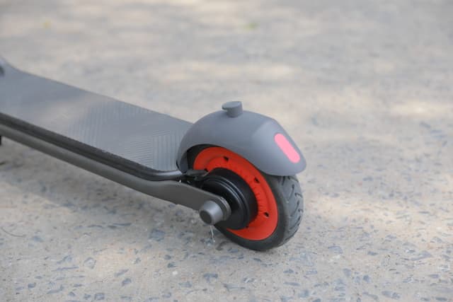 Xiaomi Ninebot Ekick scooter Zing C21