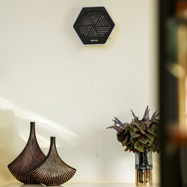 ناموسية الحشرات الطائرة جيباس Geepas Mosquito Killer GBK1151N