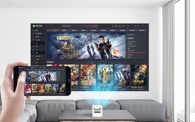 بروجكتر صغير للجوال محمول بالبطارية فولتو Volto Projector Sky 010 Battery outdoor mini projector