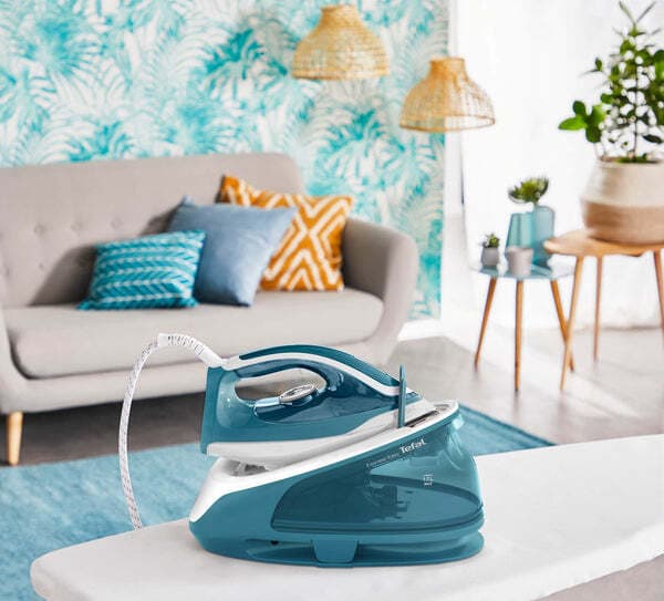 مكواة تيفال بخار 2400 واط 1.7 لتر Tefal Express Easy Steam Generator SV6131