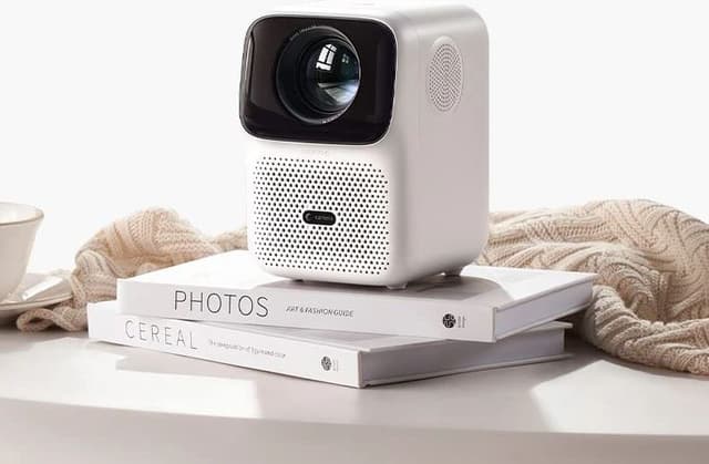 Wanbo T4 Wifi6 Android Projector, LED Support 1080P, 450 ANSI Lumen
