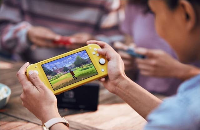 جهاز نينتيندو سويتش لايت أصفر Nintendo Switch Lite