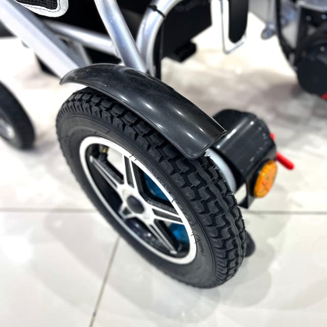 كرسي متحرك كهربائي لذوي الإحتياجات الخاصة كروني Crony Electric wheelchair for Adults - 272563