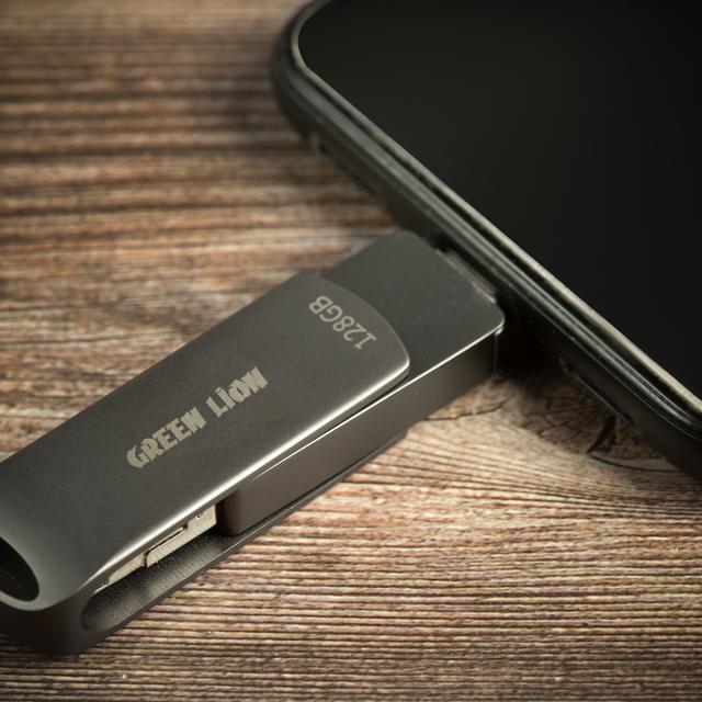 فلاش ايفون وسامسونج جرين لنقل البيانات 128 جيجا Green Lion 4 In 1 Pro Flash Drive