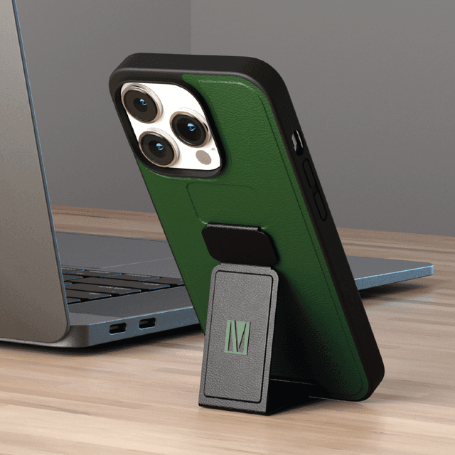 كفر ايفون جلد لجوال ايفون 14 برو بلون أخضر مع حامل تثبيت ليفيلو  Levelo Morphix Gripstand iPhone 14 Pro PU Leather Case Strom Forest Green