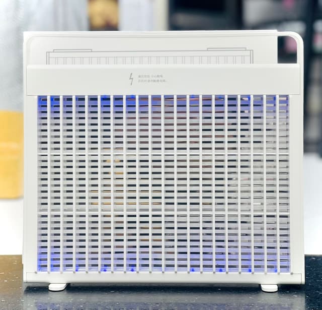 ناموسية الحشرات محمولة قابلة للشحن 4000 مللي أمبير Portable Electronic Mosquito Killer Lamp