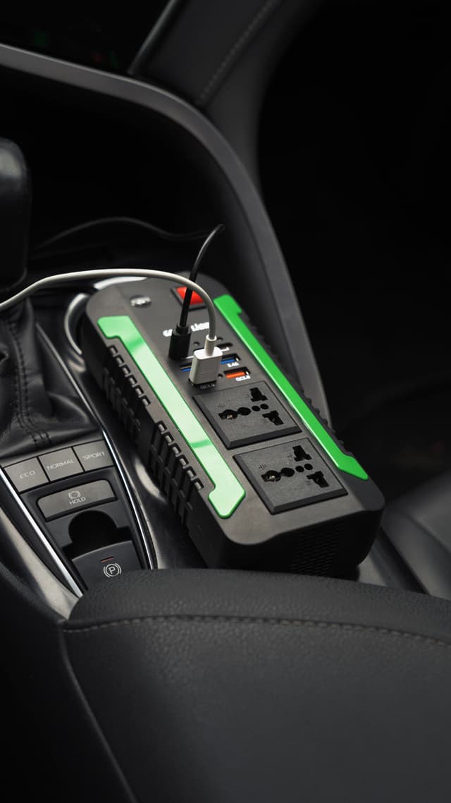 Green Lion Spark 300W Power Inverter