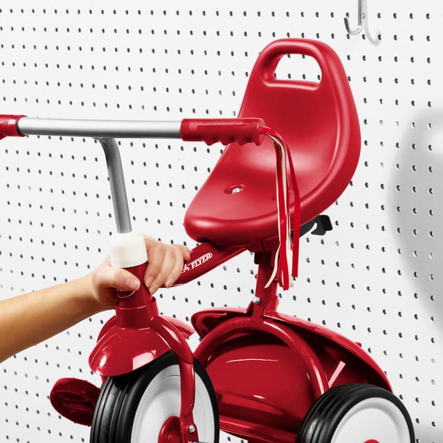 بسكليت اطفال أحمر راديو فلاير Radio Flyer Fold To Go Trike