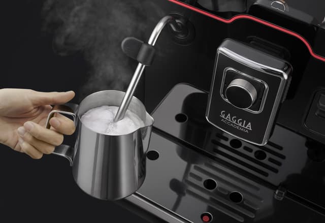 الة قهوة اسبريسو جاجيا مع صانعة رغوة الحليب مدمجة صناعة ايطالية Gaggia New Accademia Bean To Cup Espresso And Coffee Machine - 299683