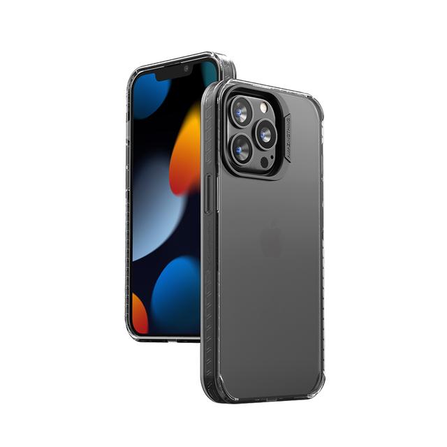 كفر ايفون 13 برو تيتان مقاوم للسقوط لون أسود من كارل لاغرفيلد At iphone 13 pro titan pro drop proof case black - SW1hZ2U6MTQ1ODE1OA==