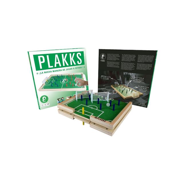 Plakks Football Field - SW1hZ2U6MTQ2OTAwNg==