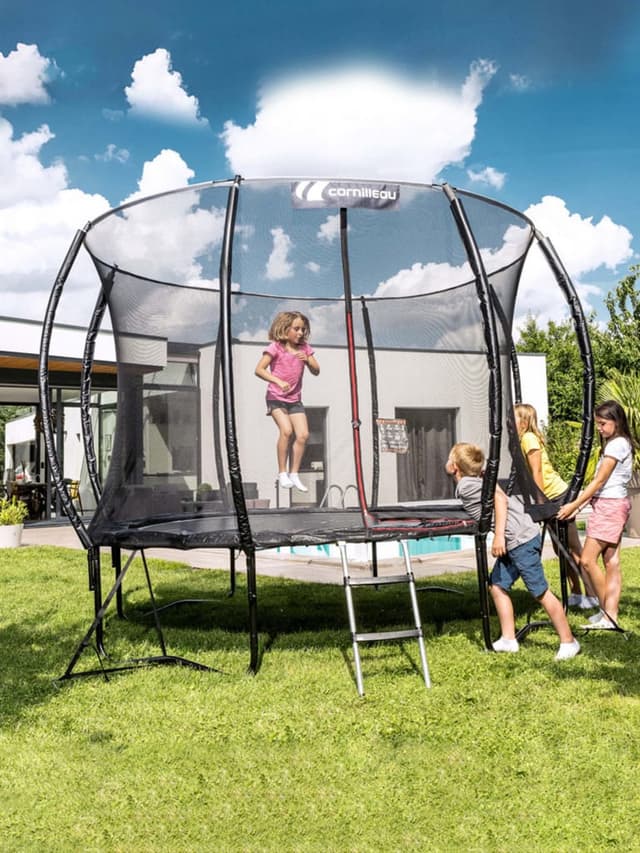 ترامبولين دائري خارجي مقاس 8 قدم من كورنيللو Cornilleau - Trampoline Springcare | 8 Feet - 305345