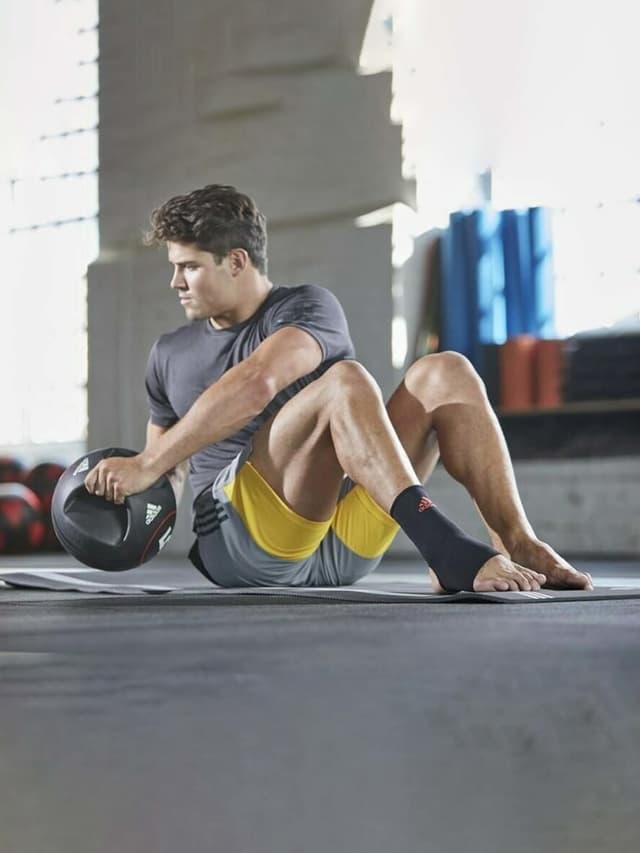 Adidas Ankle Support Size S