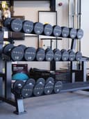 طقم دنابل بأوزان 2-20 كجم لون أسود من أنفيل Anvil Round Dumbbell Set