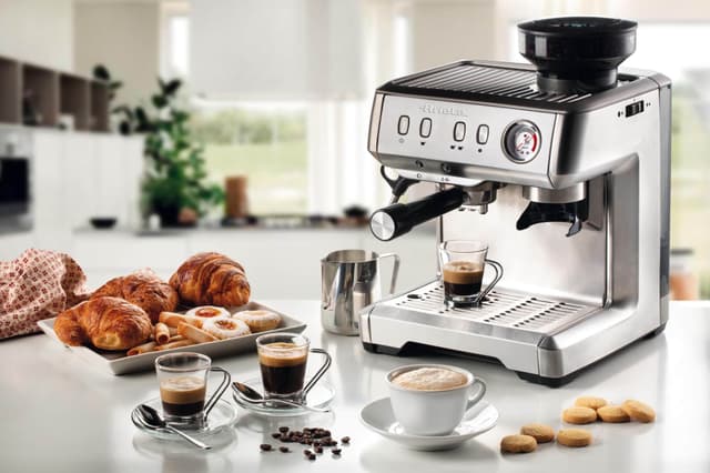 ماكينة قهوة مع مطحنة 15 بار اريتي Ariete Pump Espresso Coffee Maker