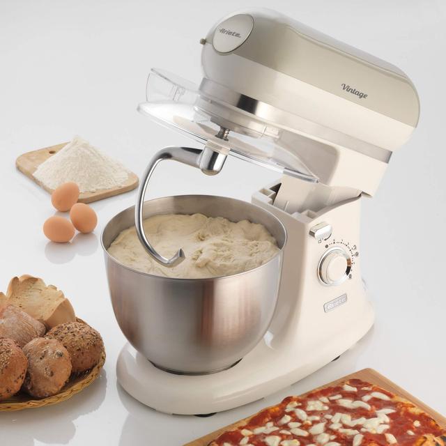 Ariete Vintage Kitchen Machine Cream/Beige, 1588-Bg - SW1hZ2U6MTU1NzA4Mw==