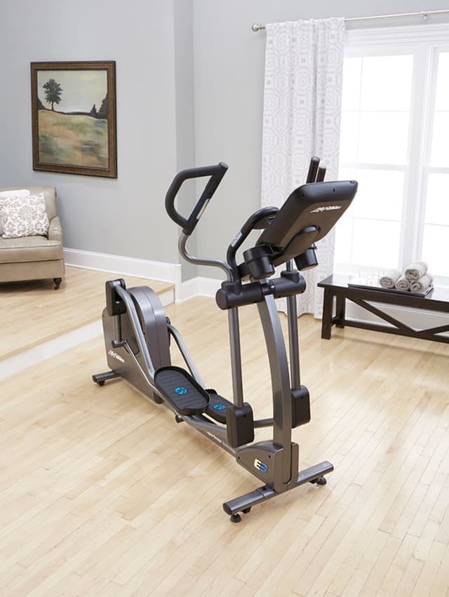 Life Fitness E3 Elliptical Cross-Trainer Base, Titanium, Base+Track Console - 300793