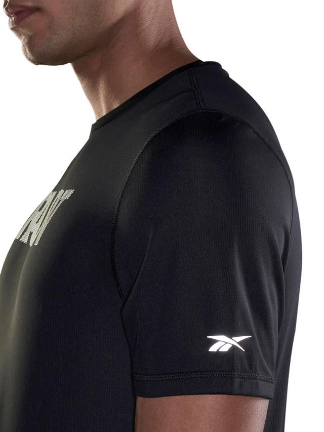 تيشيرت رياضي للجري مقاس S أسود ريبوك Reebok Running Essential Graphic Tee - SW1hZ2U6MTUxNTc0Ng==