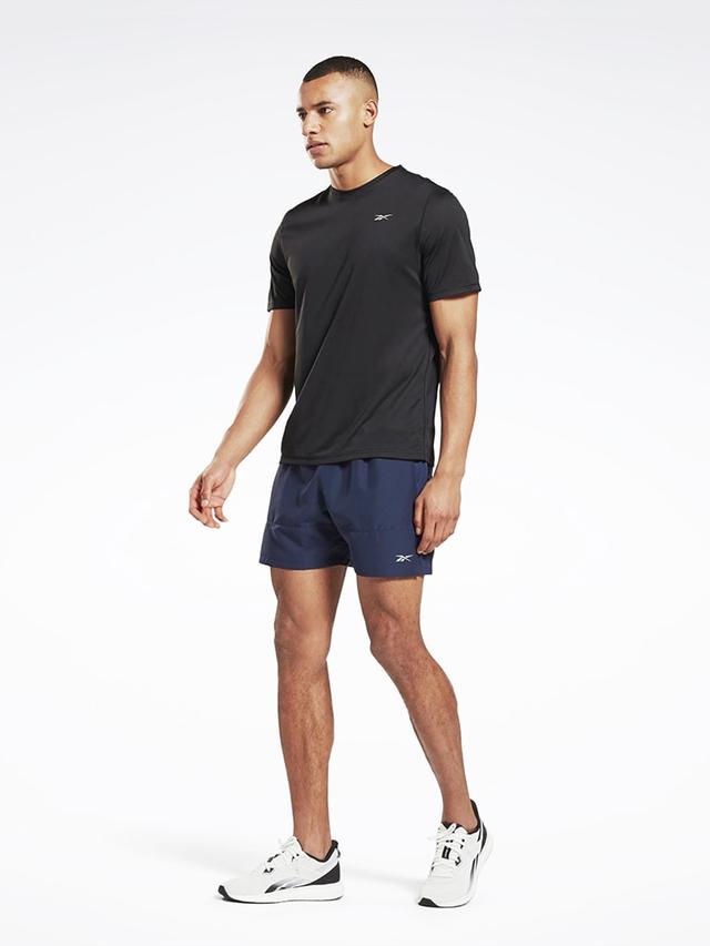 تي شيرت رياضية للجري مقاس صغير أسود ريبوك Reebok Running Essentials Tee - SW1hZ2U6MTU0Njc5MA==