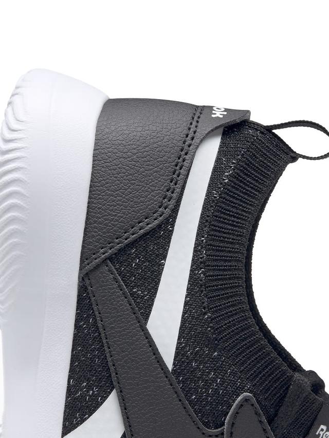 جزمة للمشي مقاس 36 أسود وأبيض ريبوك Reebok Walkawhile