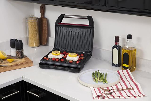 George Foreman Large Steel Grill Family, Red 1850W - 25050 - SW1hZ2U6MTU1NjE0Mw==