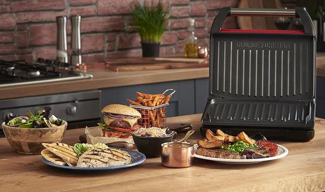 George Foreman Medium Steel Grill Family, Red 1650W - 25040 - SW1hZ2U6MTU1NjIxNA==