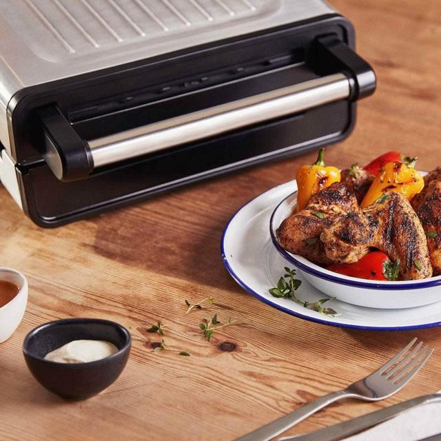 George Foreman Smokeless Grill - 28000 - SW1hZ2U6MTU1NTY5NA==