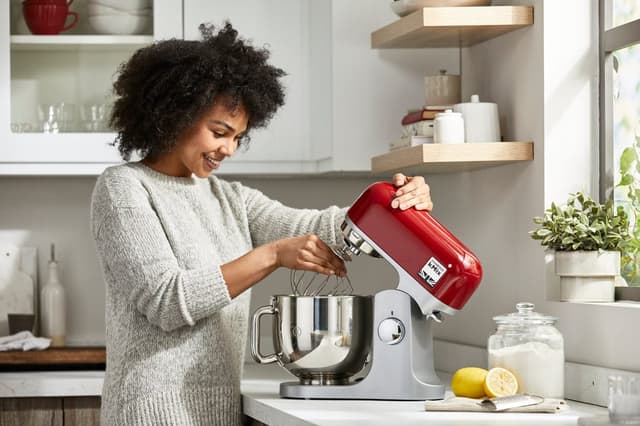 عجانة كهربائية كبيرة 5 لتر كينوود Kenwood kMix Stand mixer