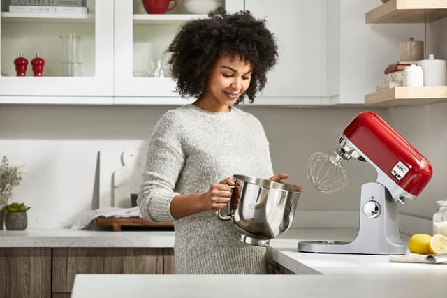 عجانة كهربائية كبيرة 5 لتر كينوود Kenwood kMix Stand mixer
