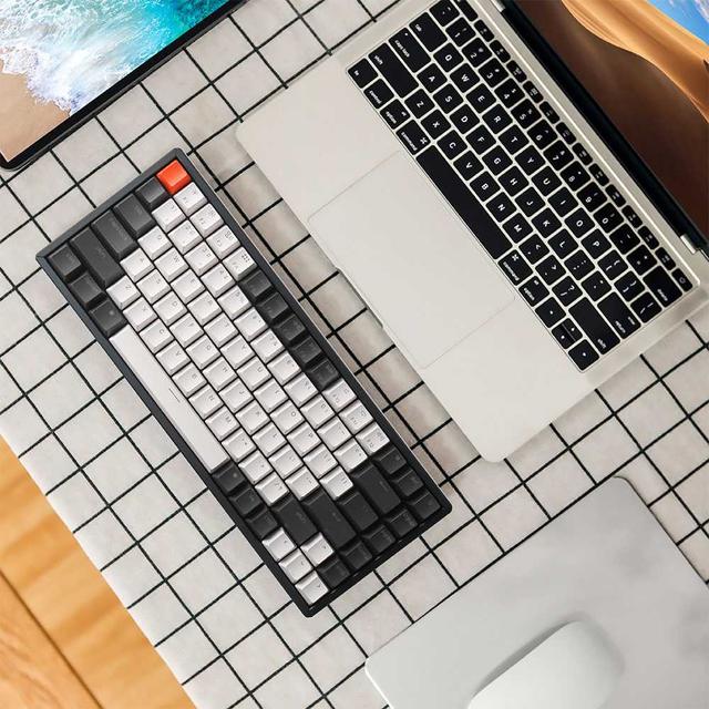 لوحة مفاتيح لاسلكية قيمنق 84 محرف سويتش احمر RGB من كيكرون Keychron K2 ANSI 75% Layout 84 Key Red Switch RGB Hot Swap Aluminum Frame Gateron G Pro M - SW1hZ2U6MTYyMzEwOQ==