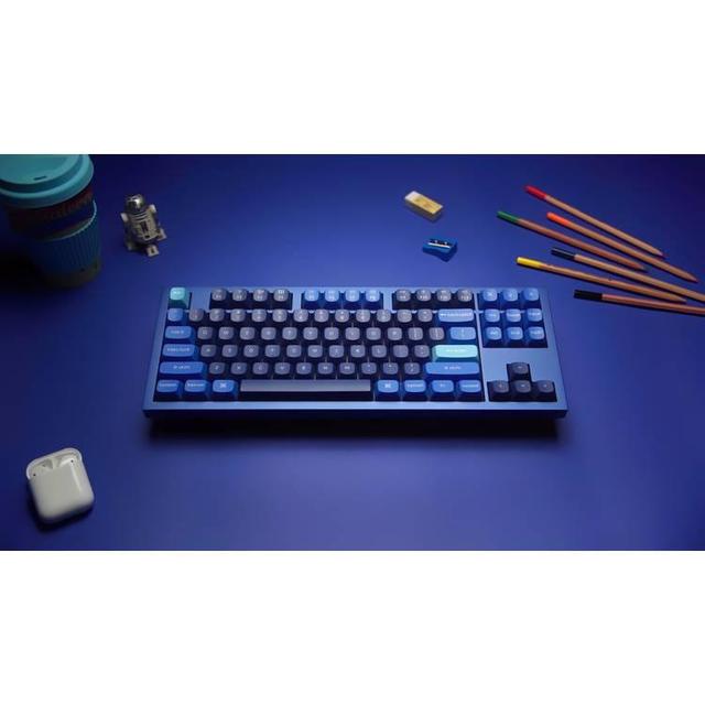 Keychron Q3 QMK Custom Hot-Swappable Gateron G-PRO Mechanical Keyboard With Blue Switch & RG - SW1hZ2U6MTYyMjk2MQ==