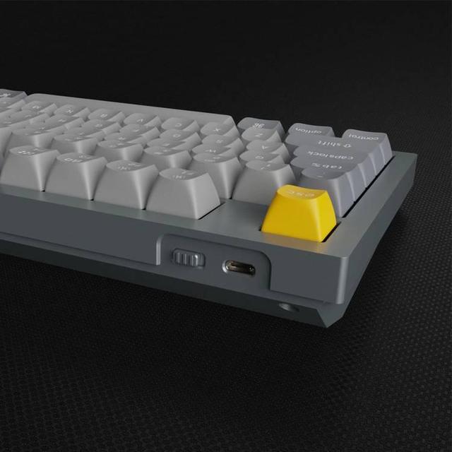 Keychron Q3 QMK Custom Hot-Swappable Gateron G-Pro Keyboard With RGB, Knob And Blue Switch - - SW1hZ2U6MTYyMzAyNA==