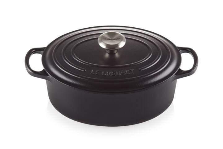 قدر حديد الزهر 4.7 لتر لوكروسيه أسود LE CREUSET OVAL FRENCH OVEN