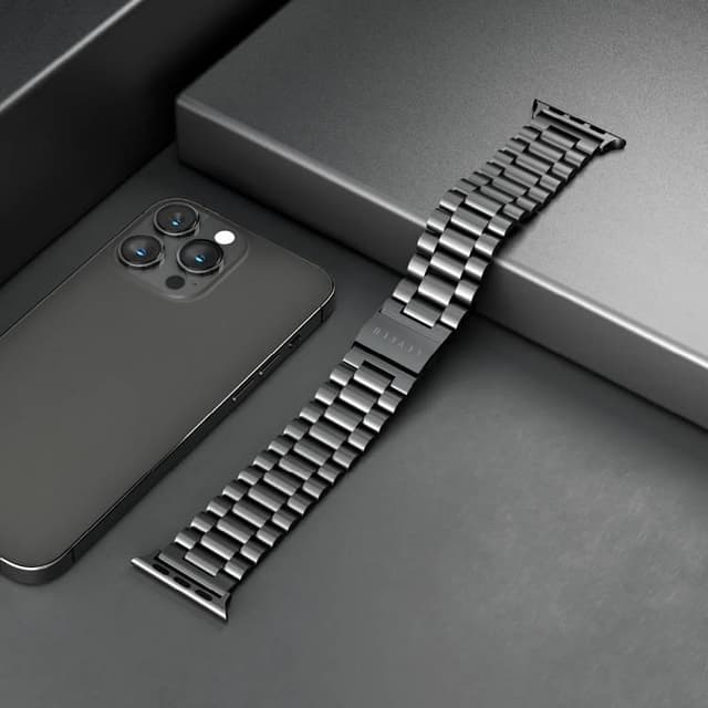 Levelo Daytona Steel Watch Band for Apple Watch 45/44/42mm - Black | Jomla.ae