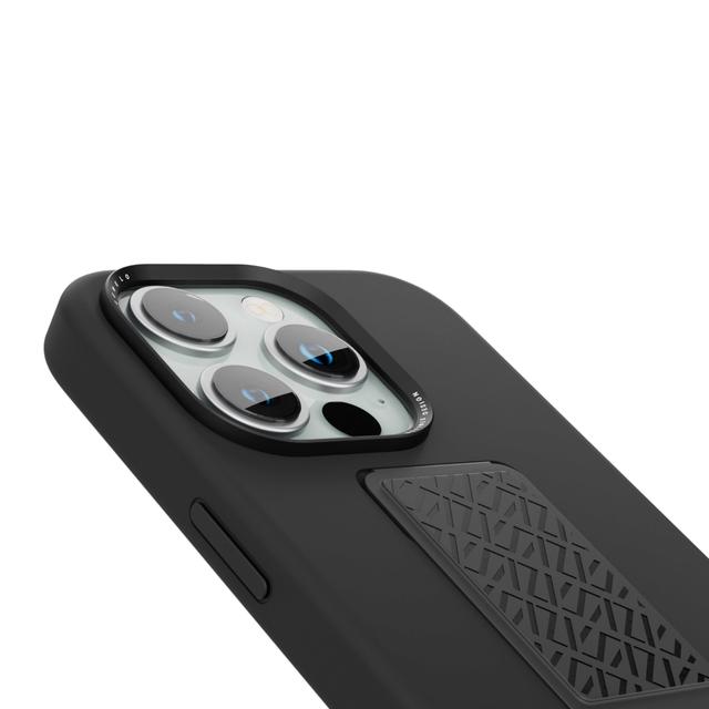 Levelo Morphix Silicone Case With Leather Grip For iPhone 15 Pro Max - Black - SW1hZ2U6MTYxOTgwNA==