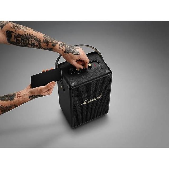 مكبرة الصوت اللاسلكية مارشالMarshall Tufton Portable Wireless Speaker - Black/Brass - SW1hZ2U6MTYxNzQ4Mw==