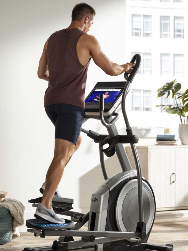 NordicTrack Commercial 14.9Â Elliptical Cross Trainer