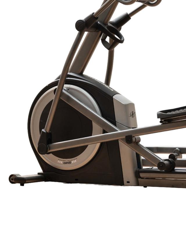 NordicTrack Commercial 9.9 Elliptical Cross Trainer - SW1hZ2U6MTUwODYzNw==