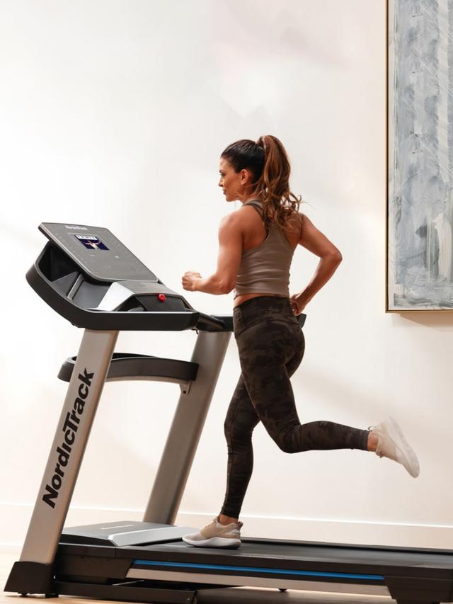 NordicTrack EXP 7i Motorized Treadmill