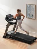 NordicTrack Elite 900 Treadmill - SW1hZ2U6MTUwNDI0NQ==