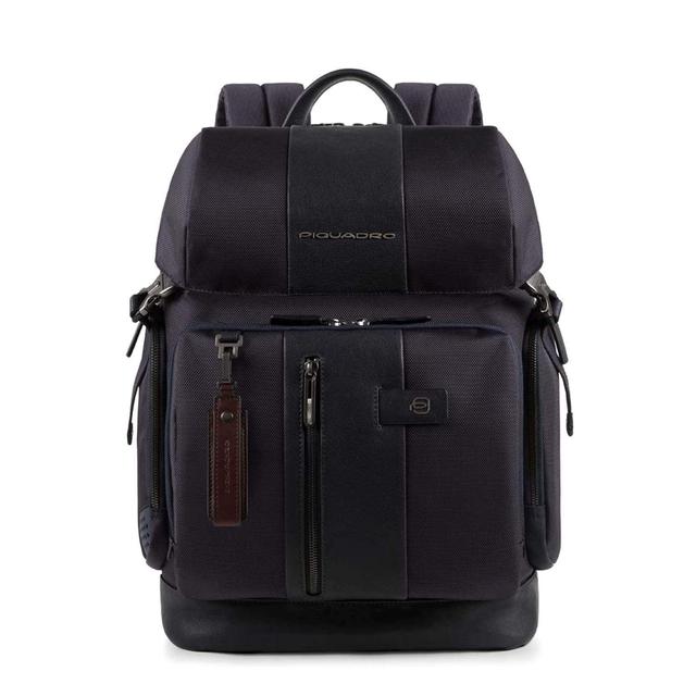 شنطة لاب توب جلد صناعي PIQUADRO IPAD COMPARTMENT BACKPACK - SW1hZ2U6MTU2NzY1MA==