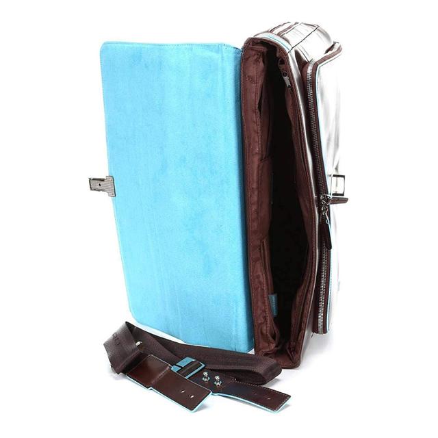 حقيبة لاب توب جلد طبيعي بني Piquadro Blue Square Leather with Flap Closure - SW1hZ2U6MTU2MDYwOQ==