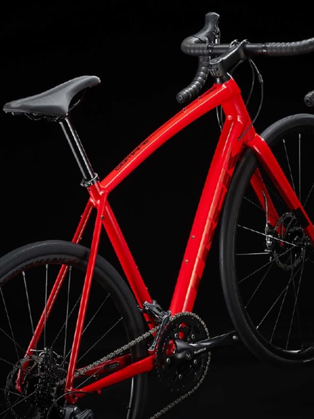 Trek Domane AL2 Disc - Red Size 54