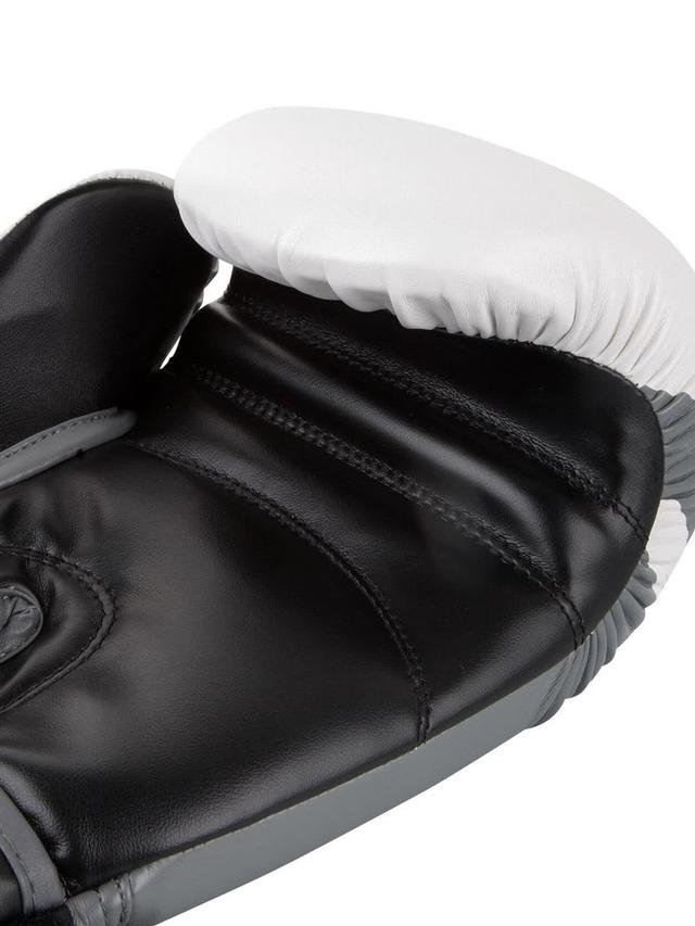 Venum Contender 2.0 Boxing Glove Color White/Grey/BlackSize 10 Oz - SW1hZ2U6MTU0NTk1MA==