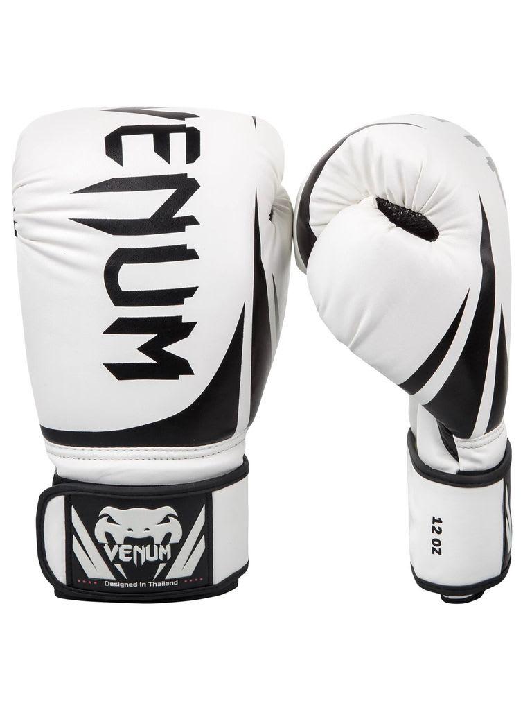 قفاز ملاكمة جلد صناعي 10 أونصة أبيض وأسود فينوم Venum Challenger Boxing Gloves