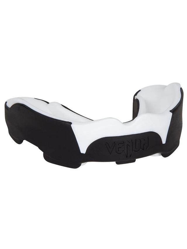 Venum Predator Mouthguard Color Black/White - SW1hZ2U6MTU0NjA5NQ==